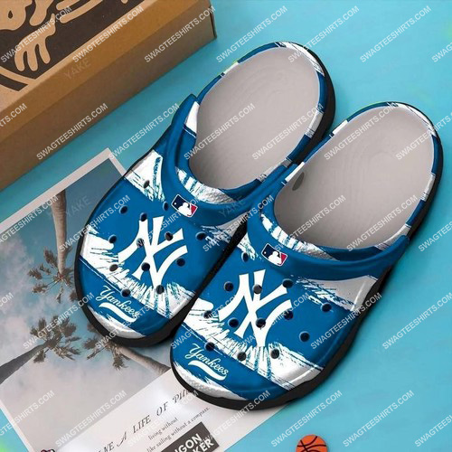 the new york yankees all over printed crocs 2 - Copy (2)